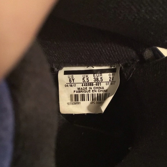 Air Jordan 5 Retro Blue Suede Sneakers - Picture 7 of 8